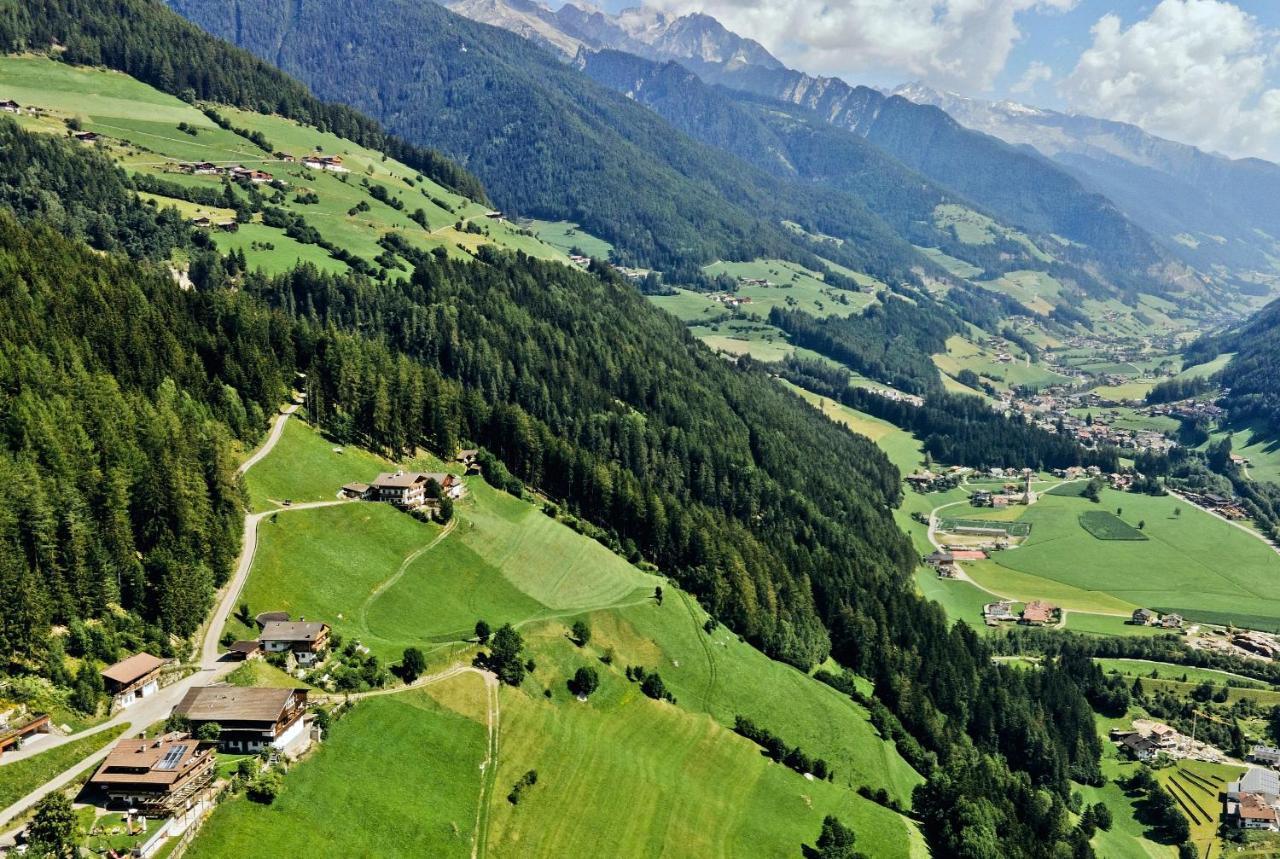 Grossstahlhof Mountain & Panorama View Apartamento Ahrntal Exterior foto